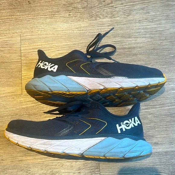 Hoka Arahi 5 Mens Running Shoes Sneakers in Ombre Blue Fog 1115010 - Picture 3 of 4